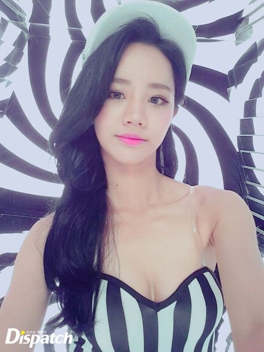 n8XHePWg Kpop Girls Day Hyeri Fap 09.jpg